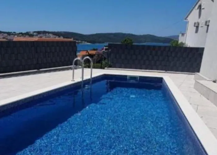 Betty's Luxus - 2 Pools Apartment *