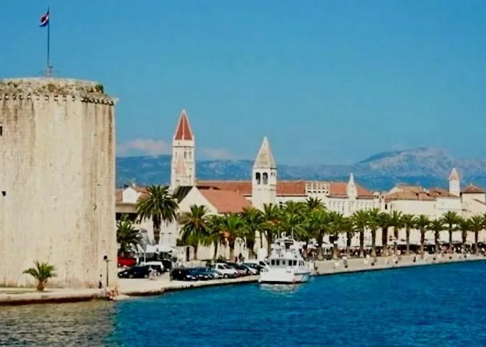 Betty's Luxus - 2 Pools Apartment *