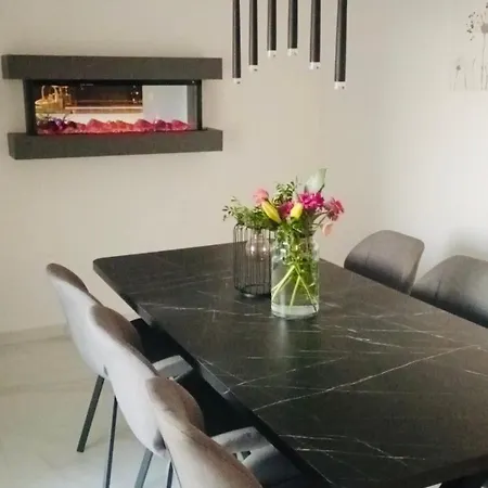 Apartamento Betty's Luxus - 2 Pools Trogir