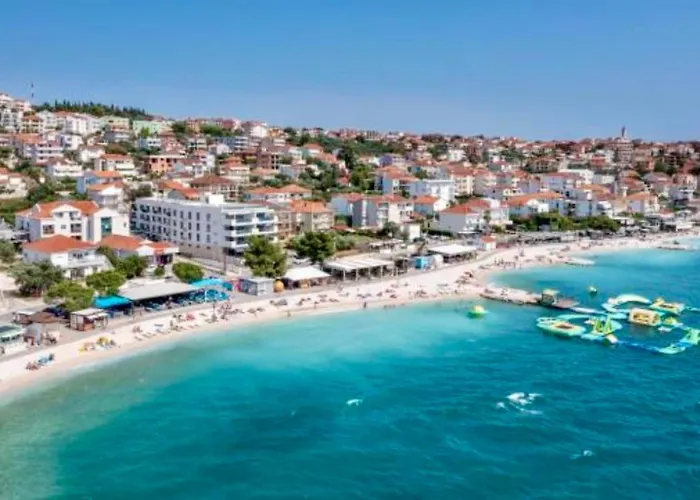 Betty's Luxus - 2 Pools شقة *